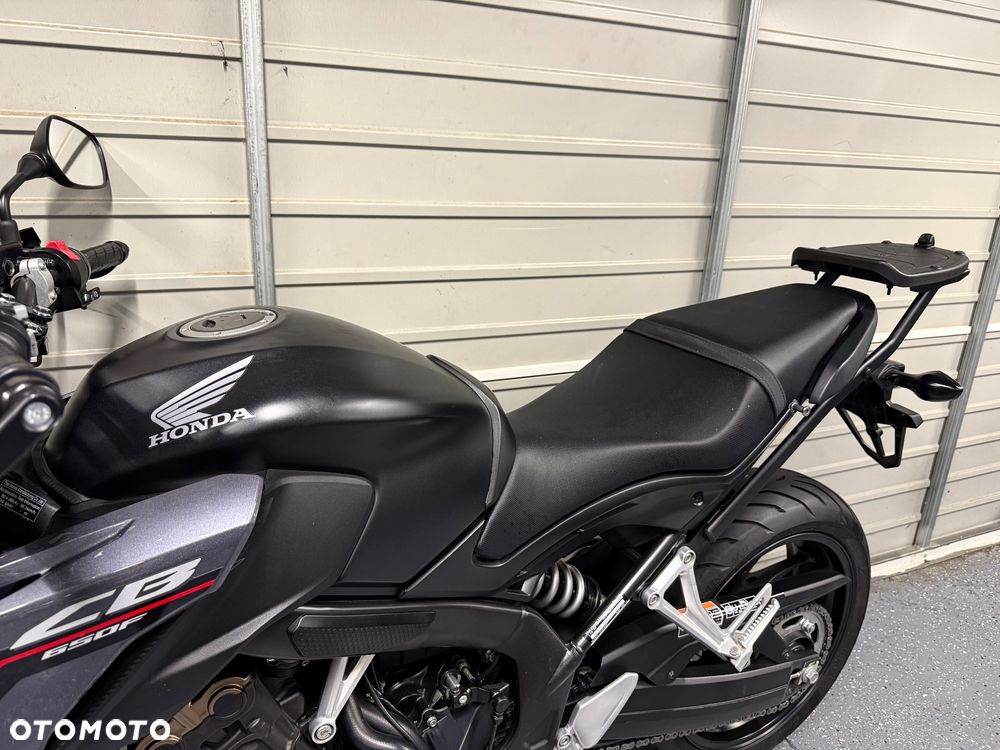 Honda CB - 19