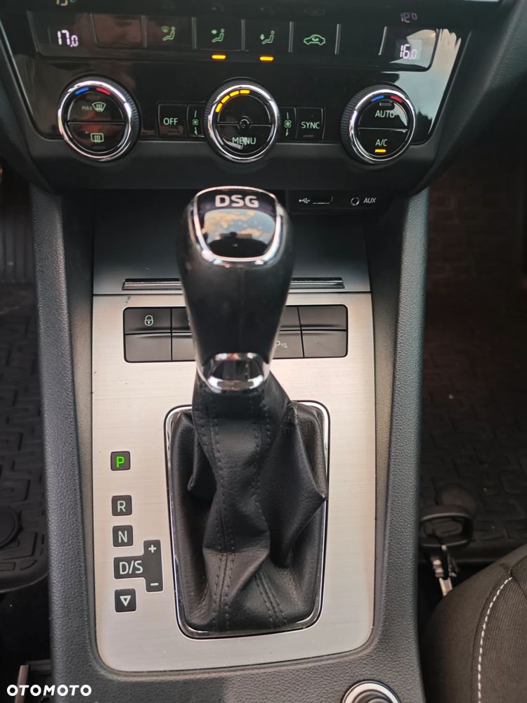 Skoda Octavia 2.0 TDI Ambition DSG - 12