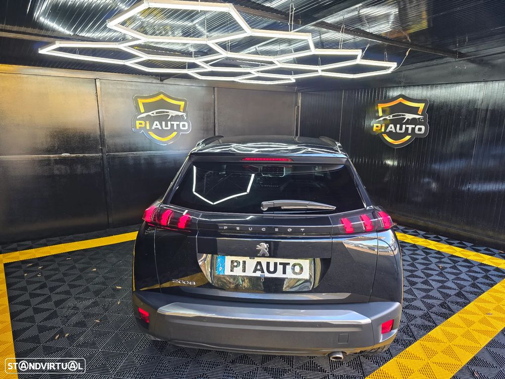 Peugeot 2008 1.5 BlueHDi Allure Pack EAT8 - 15