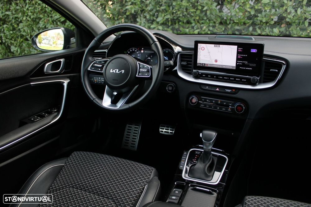 Kia XCeed 1.6 GDi PHEV Tech - 24