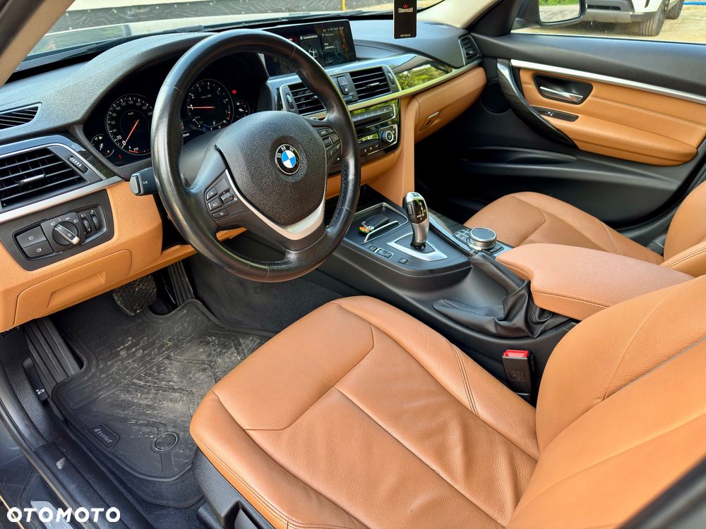 BMW Seria 3 320i GPF Luxury Line sport - 12
