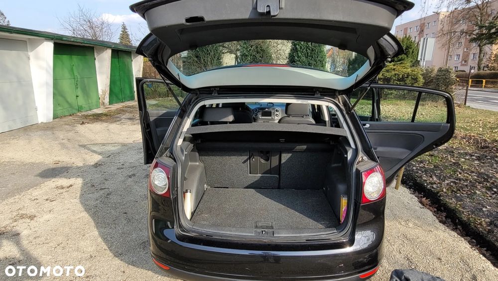 Volkswagen Golf Plus 1.6 FSI Comfortline - 18