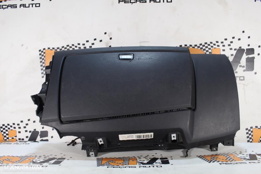 Porta-Luvas Bmw 1 (E87)  51457135696 / 7135696 / E81 E82 E87 E88 - 1