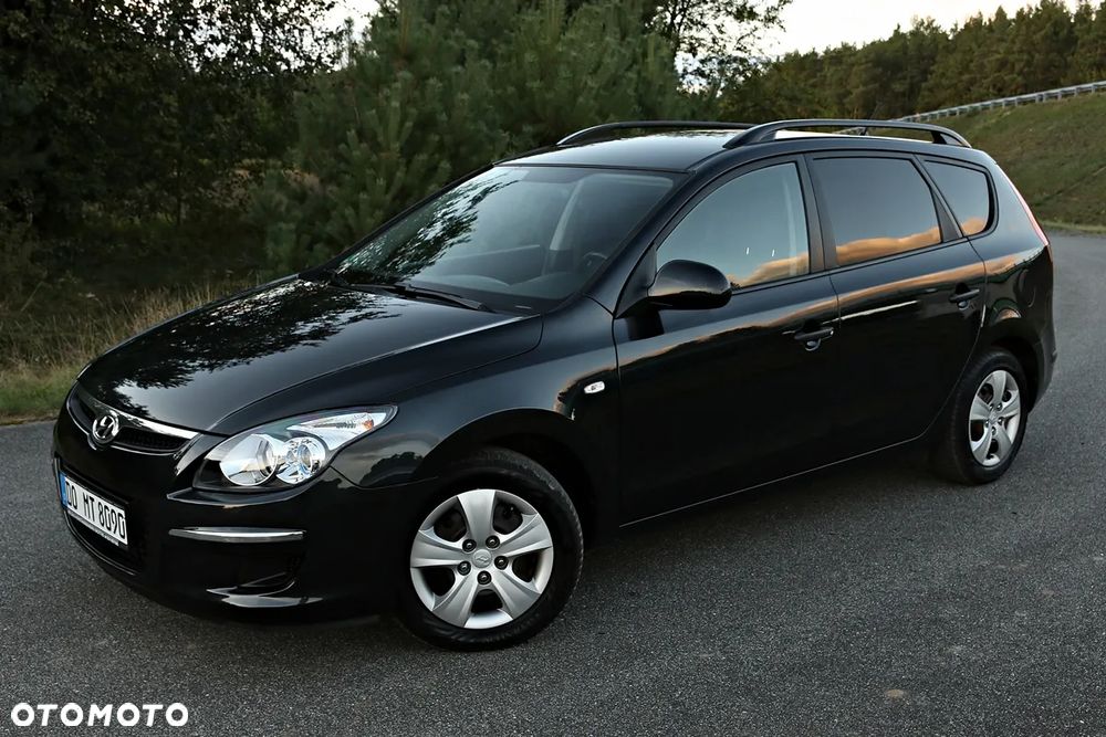 Hyundai i30 i30cw 1.6 CRDi blue Classic - 13
