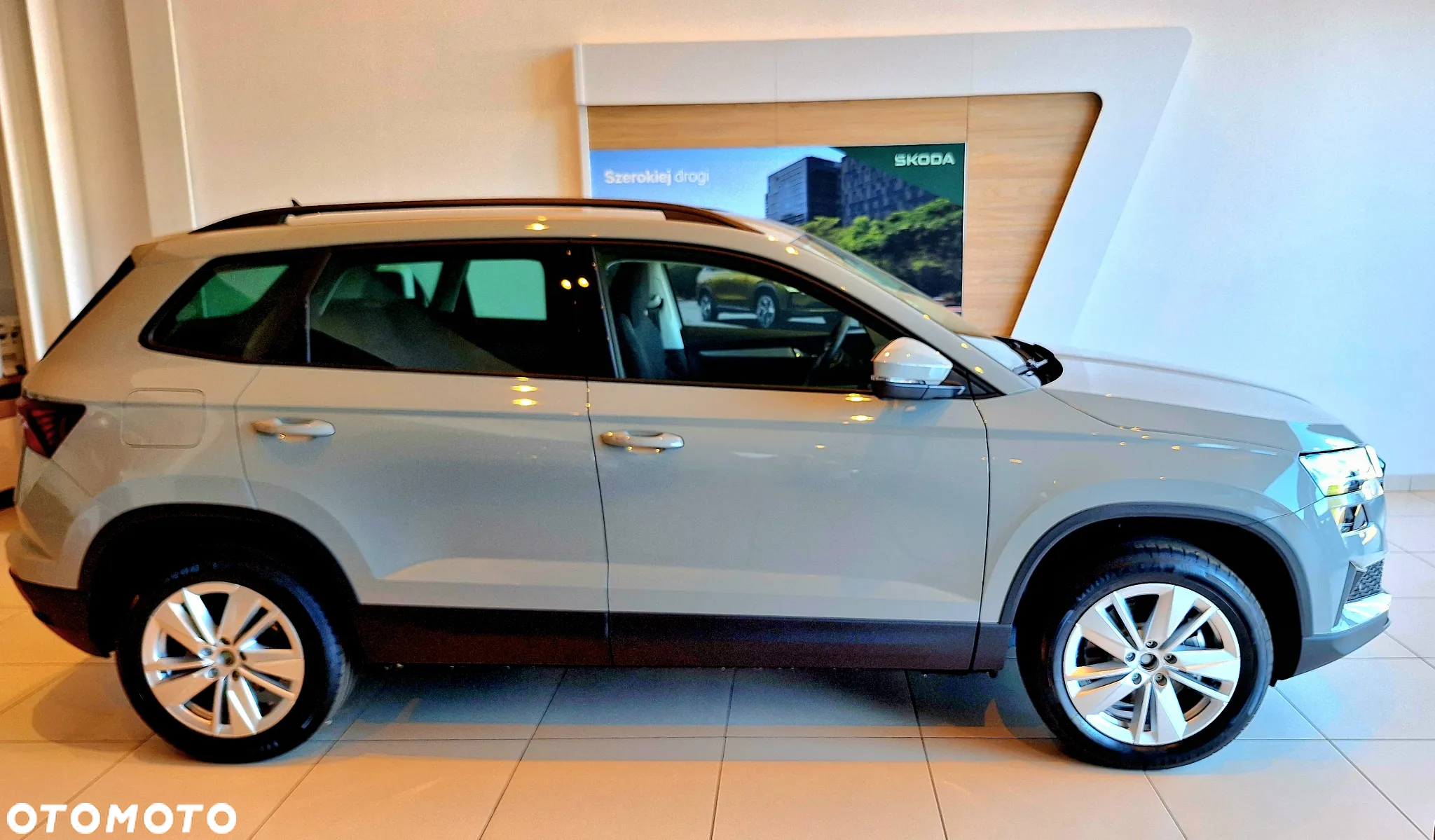 Skoda Karoq 1.5 TSI ACT Selection DSG - 11