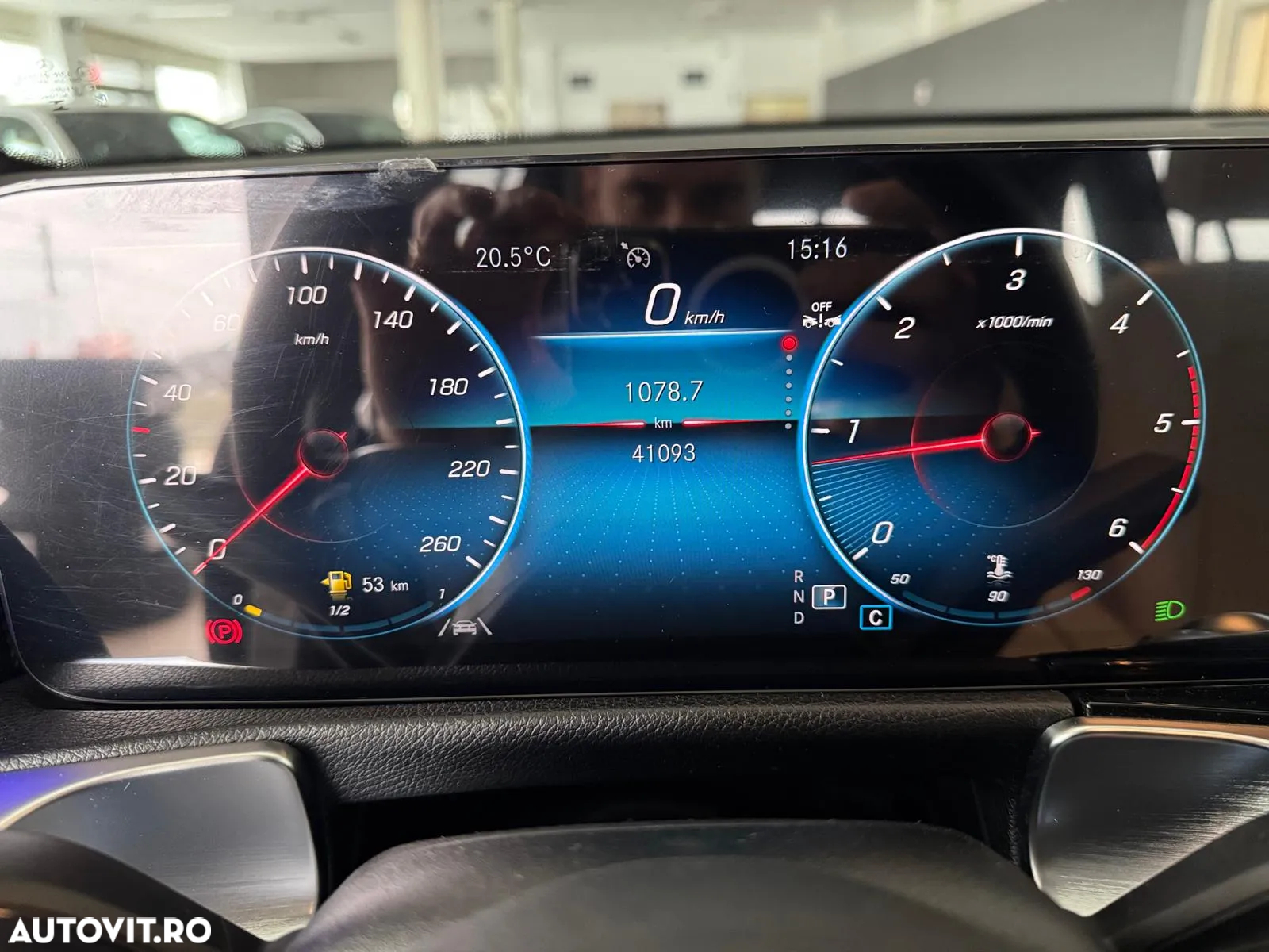 Mercedes-Benz GLB 200 d 4Matic 8G-DCT Progressive - 9