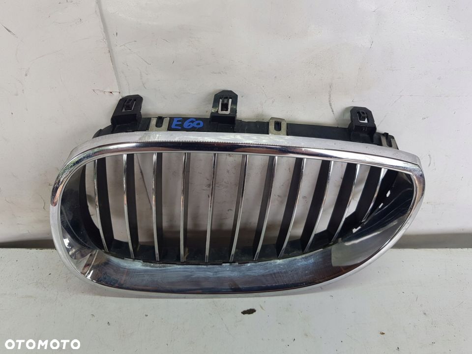 grill nerka lewa BMW E60 - 3