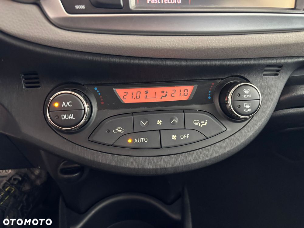 Toyota Yaris 1.33 Prestige MS - 5