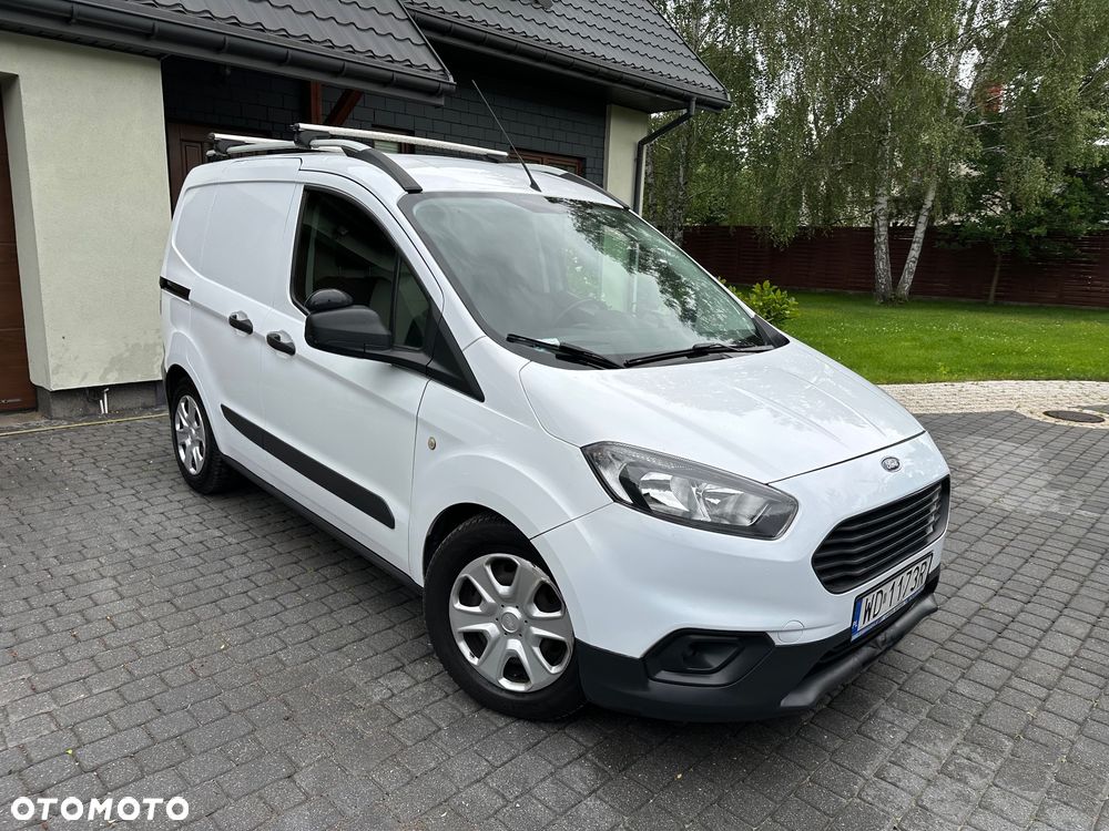 Ford Transit Courier - 2