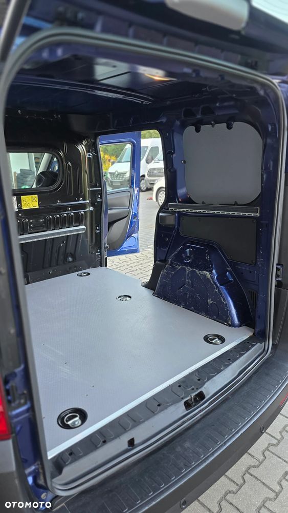 Opel Combo - 19