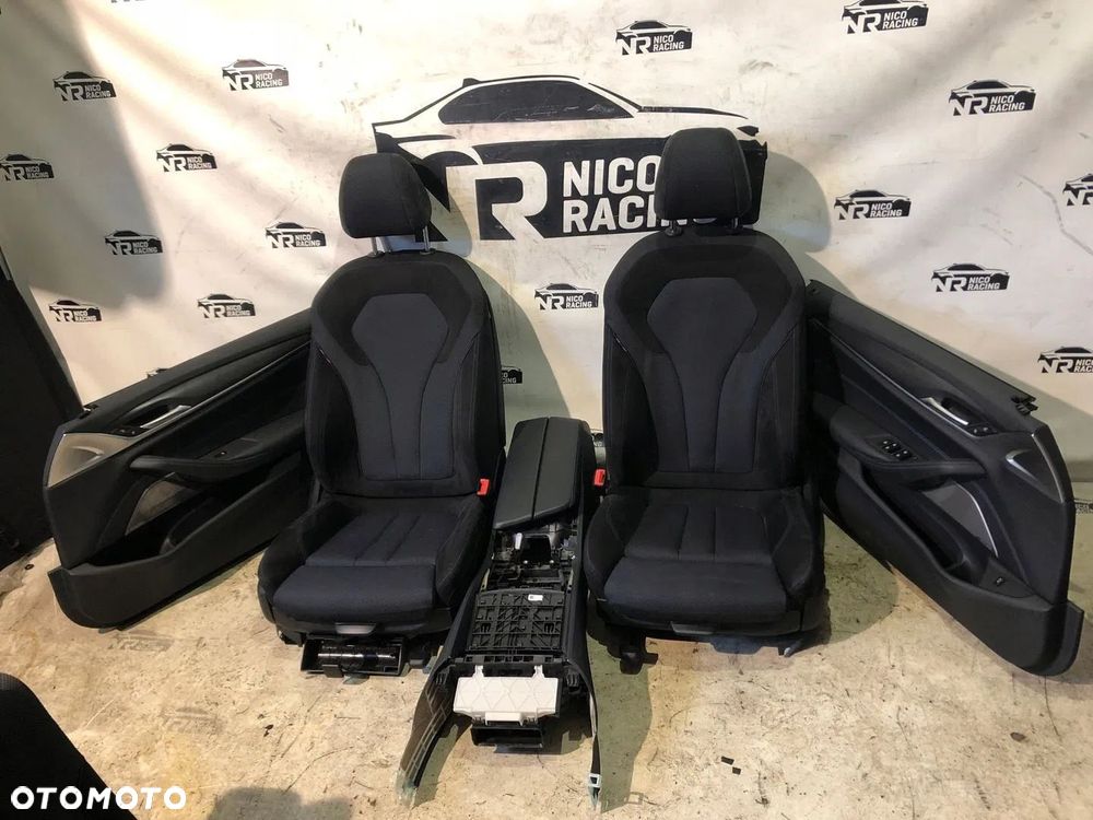 FOTELE TAPICERKA SPORT BMW 5 G30 ALCANTARA GRZANE M PAKIET - 1