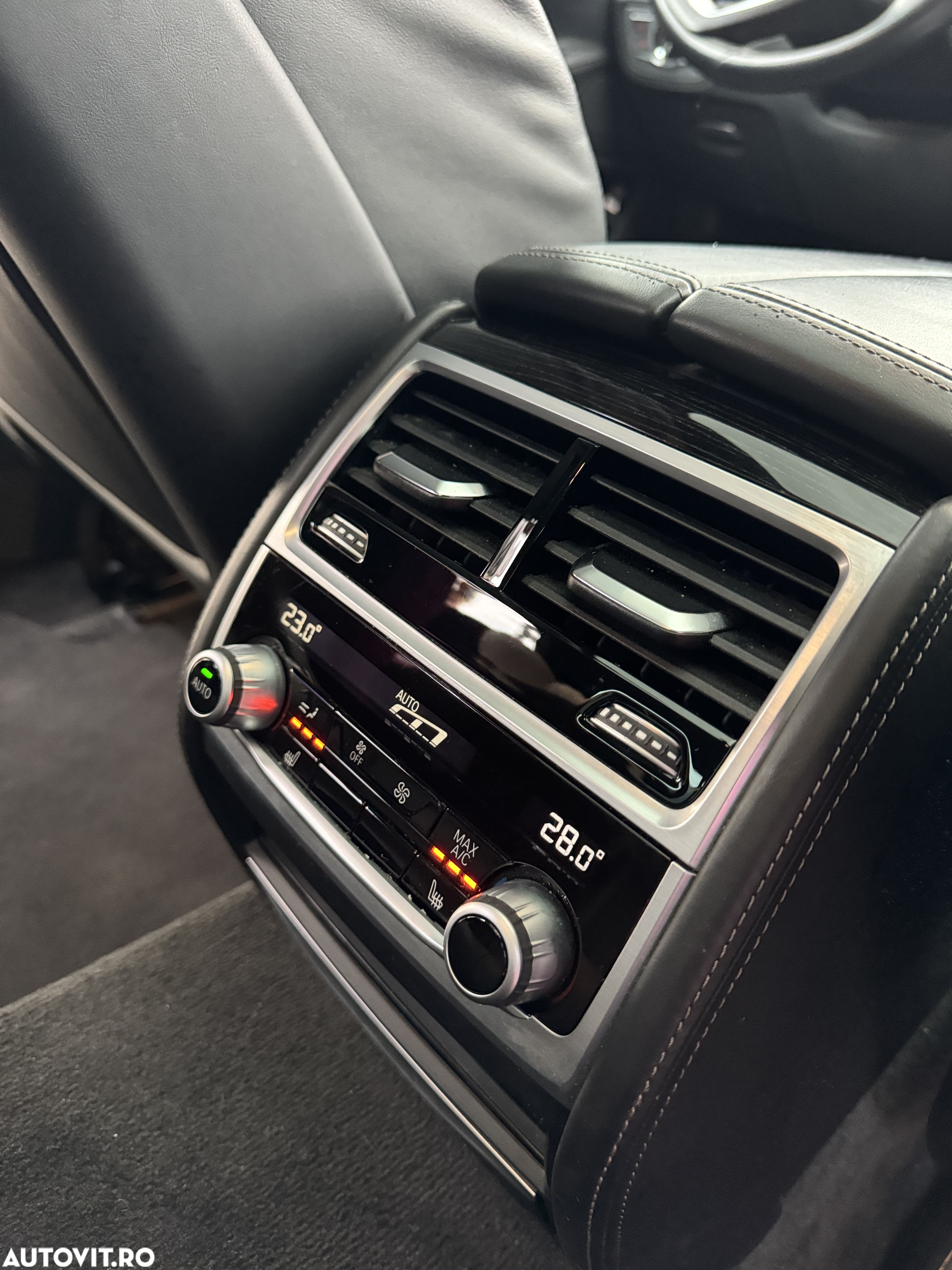 BMW Seria 7 730d xDrive - 9