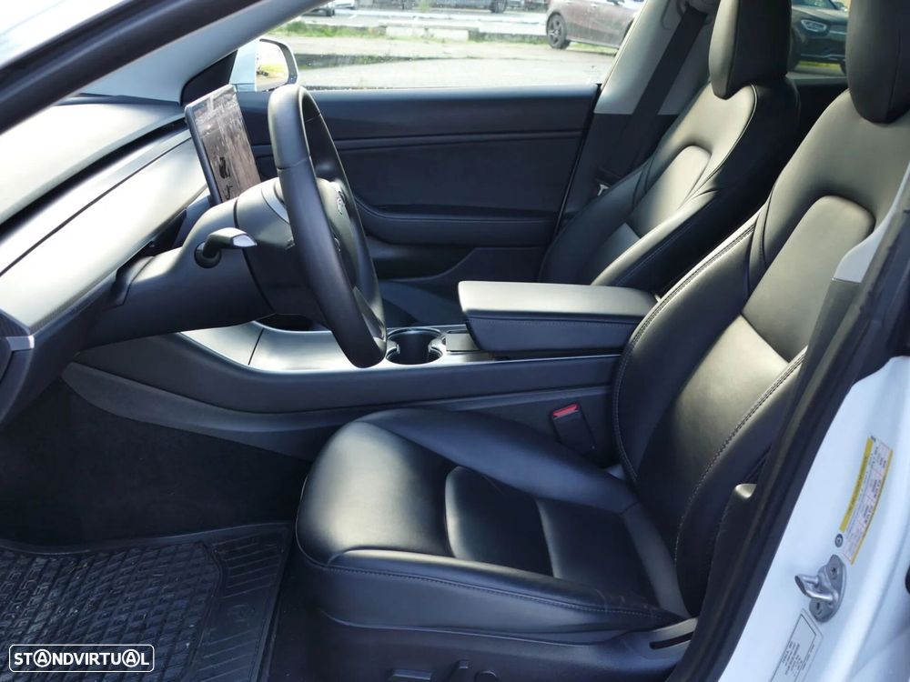 Tesla Model 3 Performance Dual Motor AWD - 25