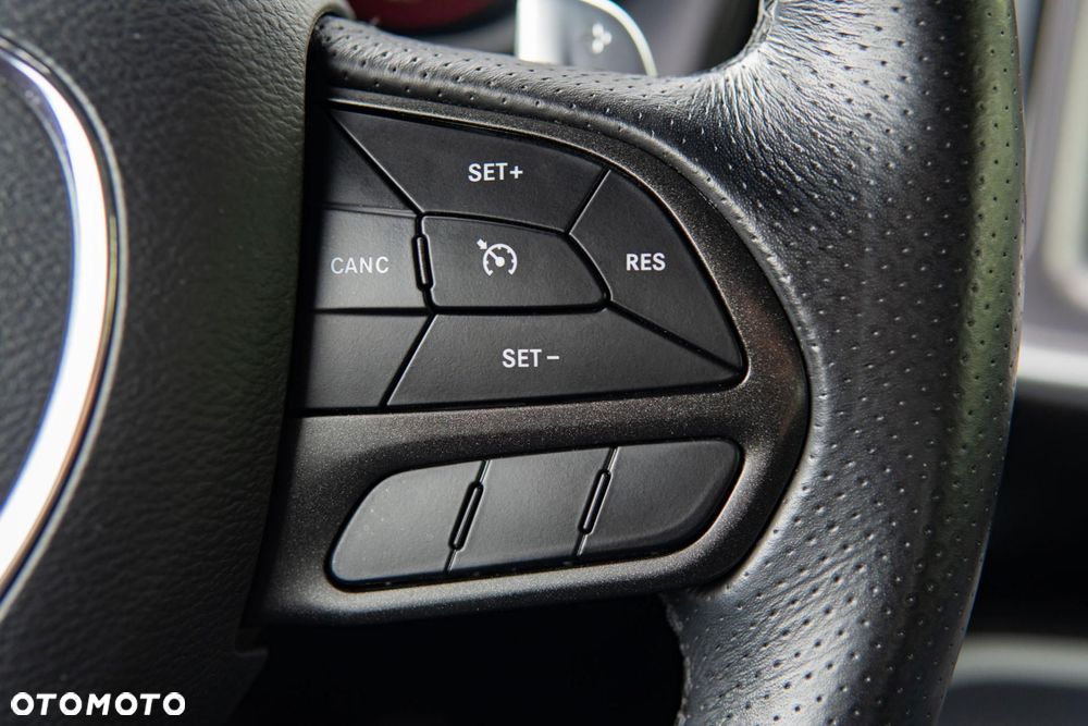 Dodge Challenger 3.6 SXT - 29