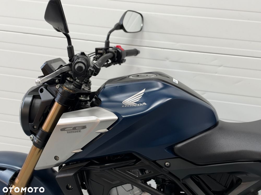 Honda CB - 25