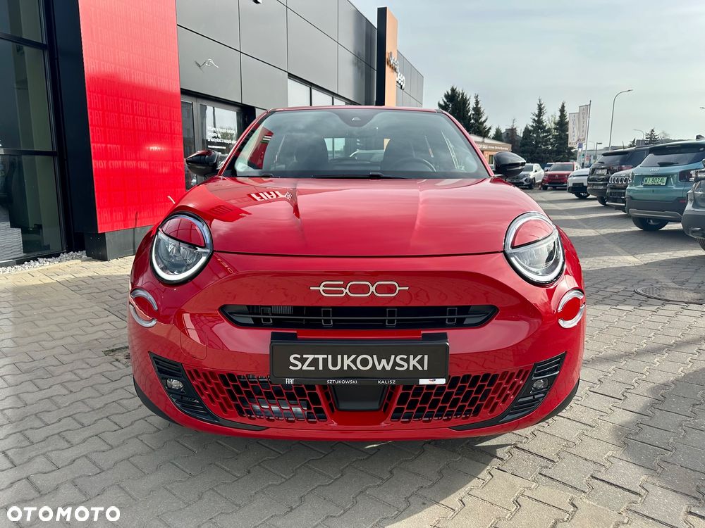 Fiat 600 1.2 Turbo Hybrid eDCT - 3
