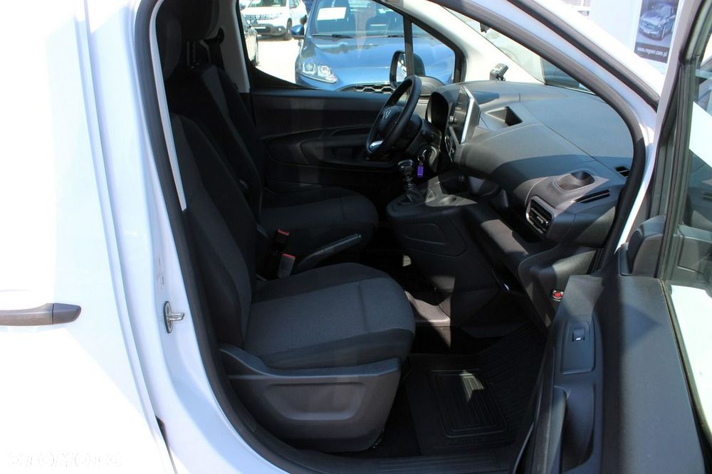 Toyota Proace City - 13