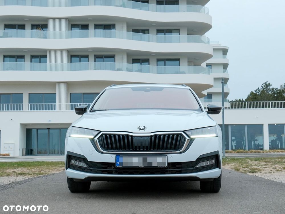 Skoda Octavia 2.0 TDI Ambition DSG - 2