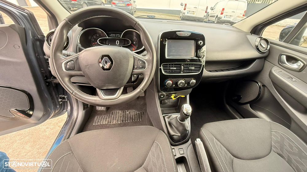 Renault Clio Sport Tourer - 13