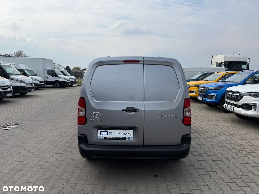Toyota PROACE CITY - 7