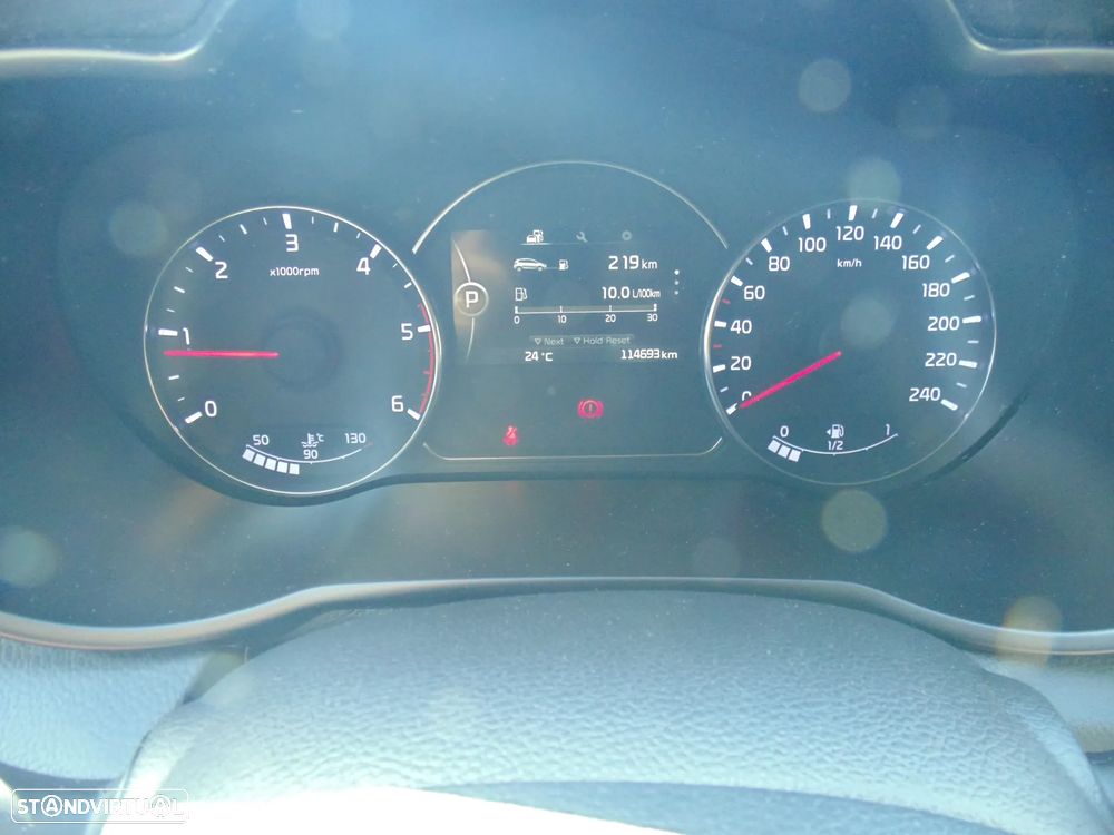 Kia Carens 1.7 CRDi ISG TX Aut. - 29