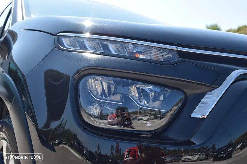 Citroën C3 1.2 PureTech Shine EAT6 - 11