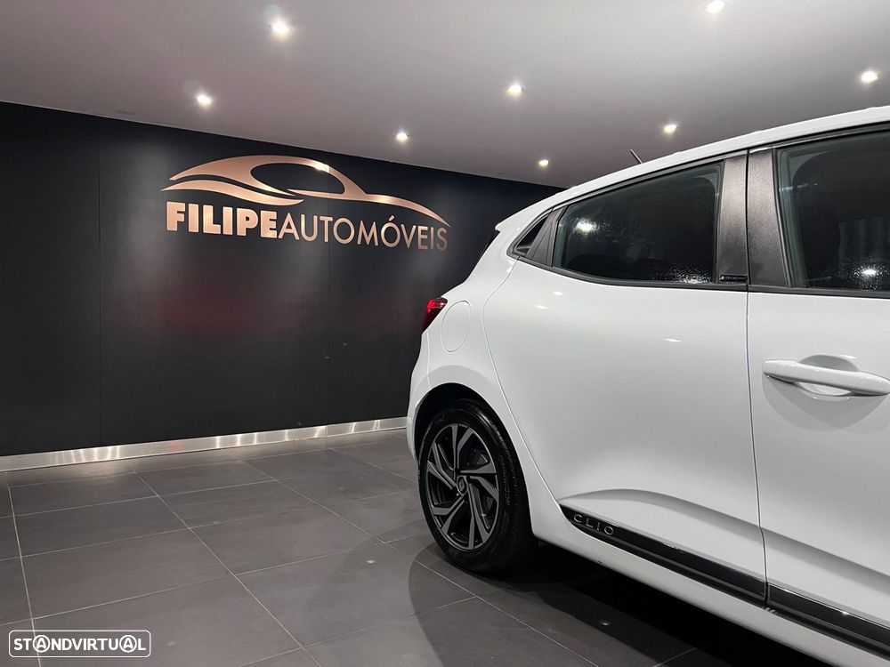 Renault Clio 1.6 E-Tech Intens - 32