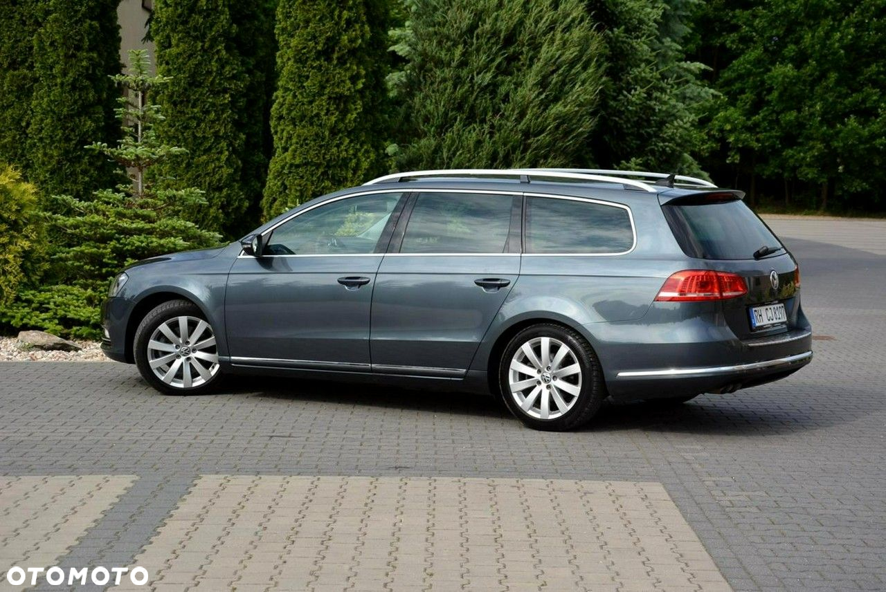 Volkswagen Passat Variant 2.0 TDI BlueMotion Technology Highline - 4