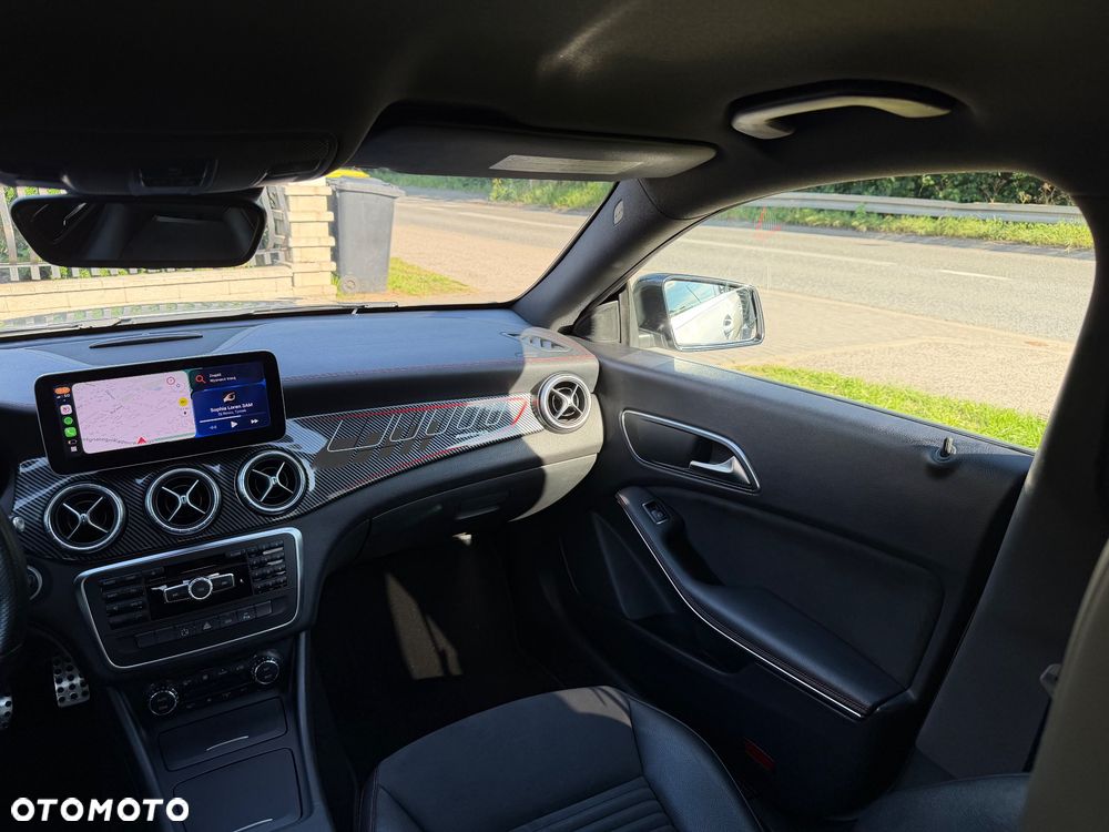 Mercedes-Benz CLA 250 Sport 7G-DCT - 10