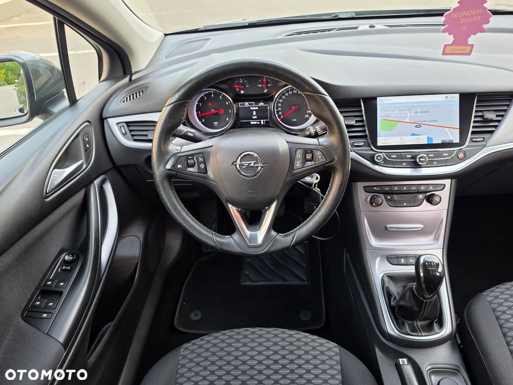 Opel Astra 1.4 Turbo Innovation - 13
