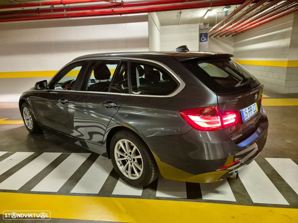 BMW 320 d Touring Line Modern - 17
