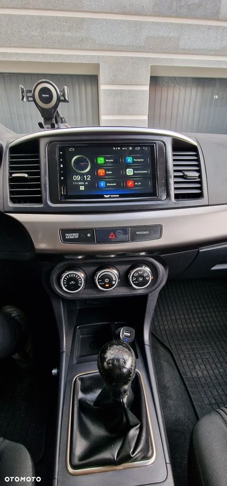 Mitsubishi Lancer 1.6 Invite - 16