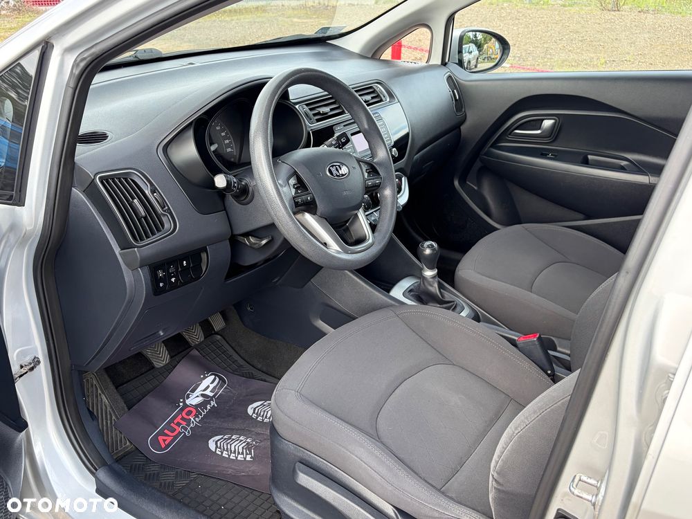 Kia Rio 1.2 M (klm) - 9