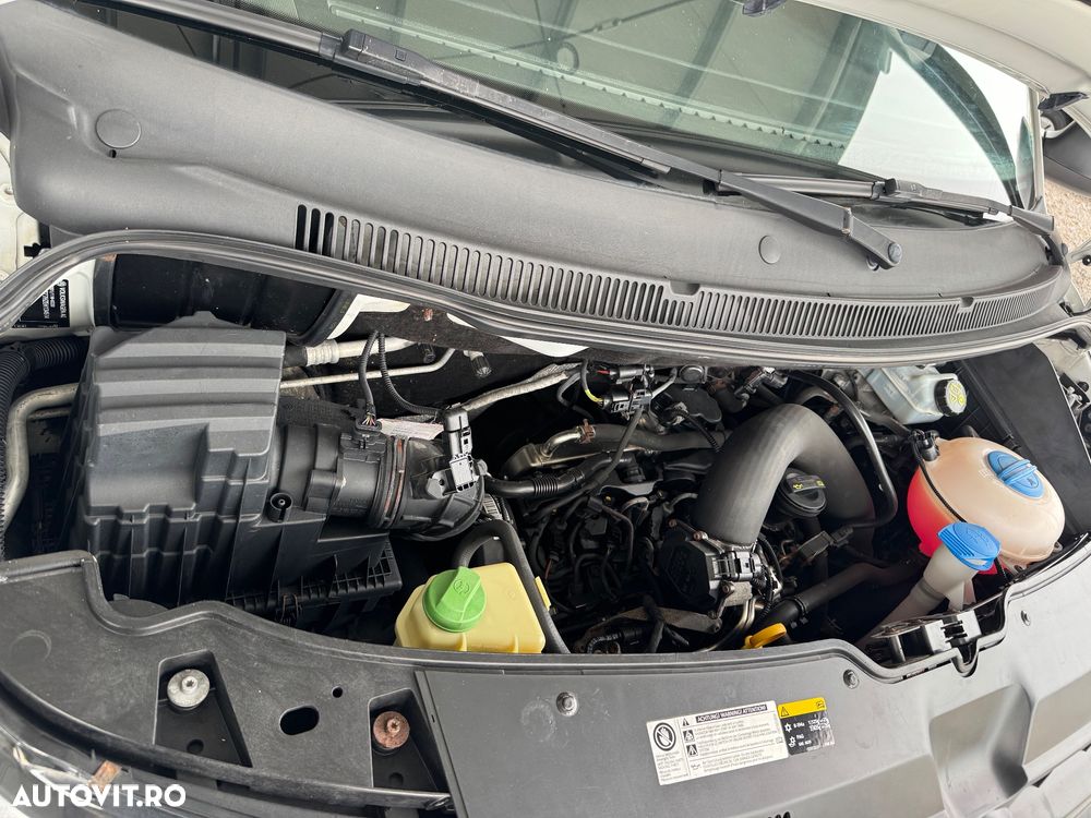 Volkswagen Transporter - 27