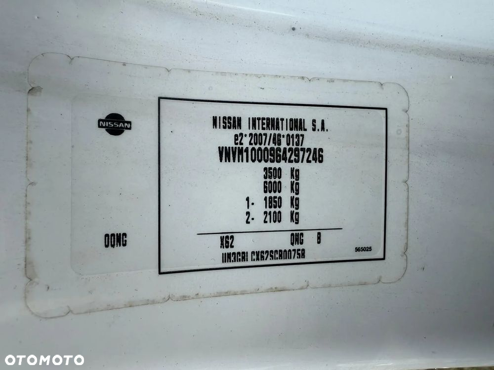 Nissan NV400 - 31