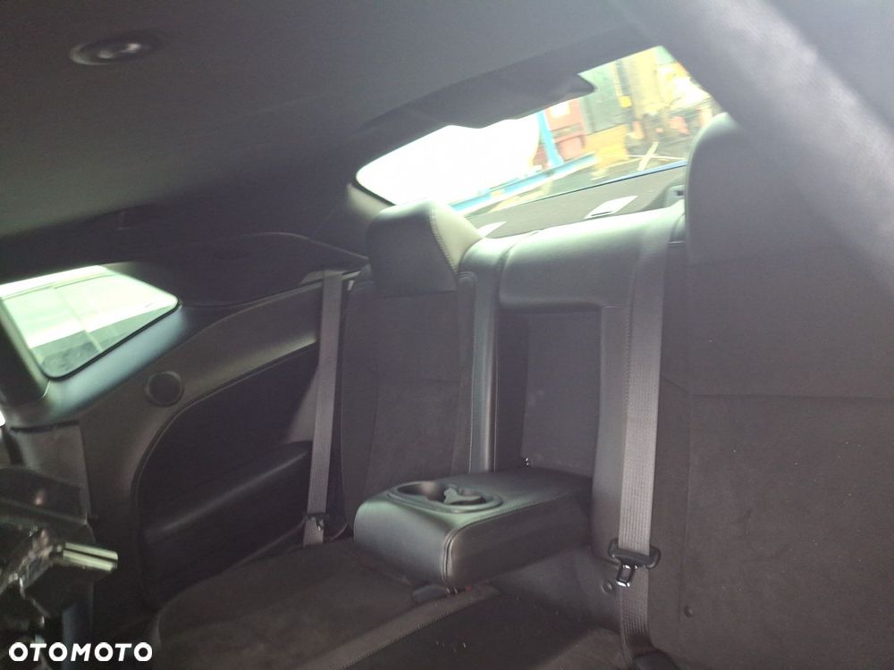 Dodge Challenger - 16