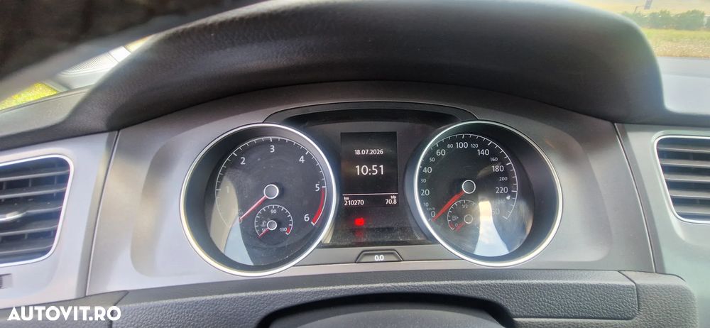 Volkswagen Golf 1.6 TDI BlueMotion Comfortline - 14