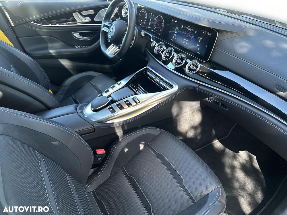Mercedes-Benz AMG GT - 13