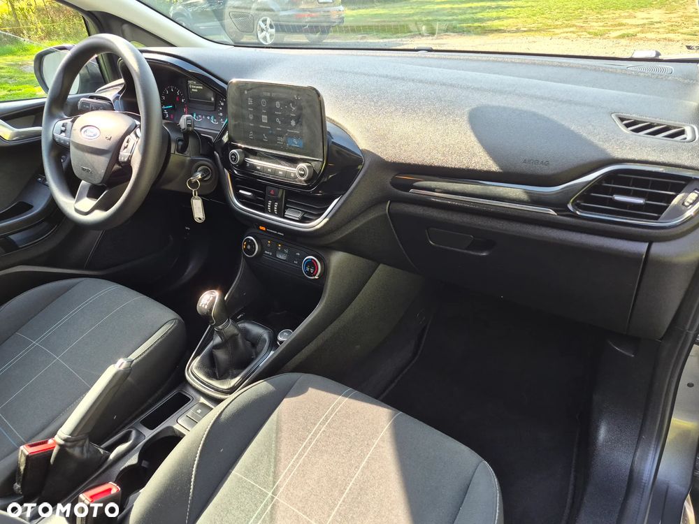 Ford Fiesta - 20