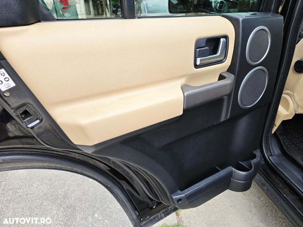 Land Rover Discovery TD 6 HSE - 25