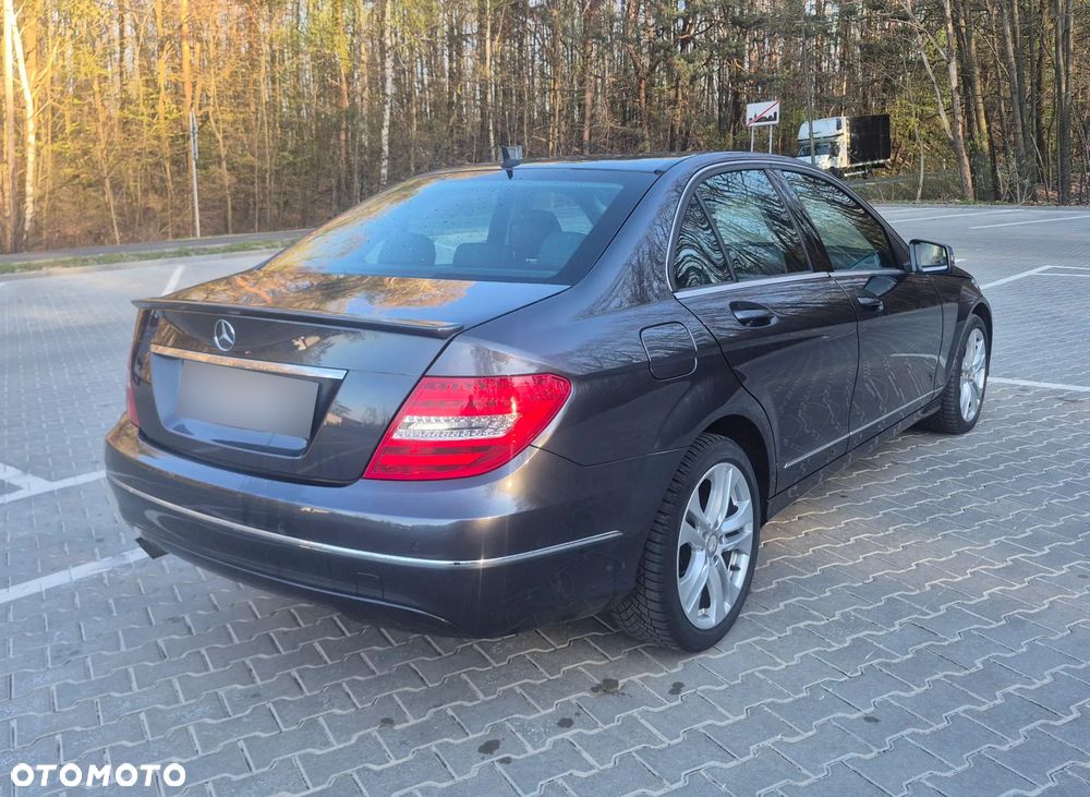 Mercedes-Benz Klasa C 180 (BlueEFFICIENCY) 7G-TRONIC Avantgarde - 7