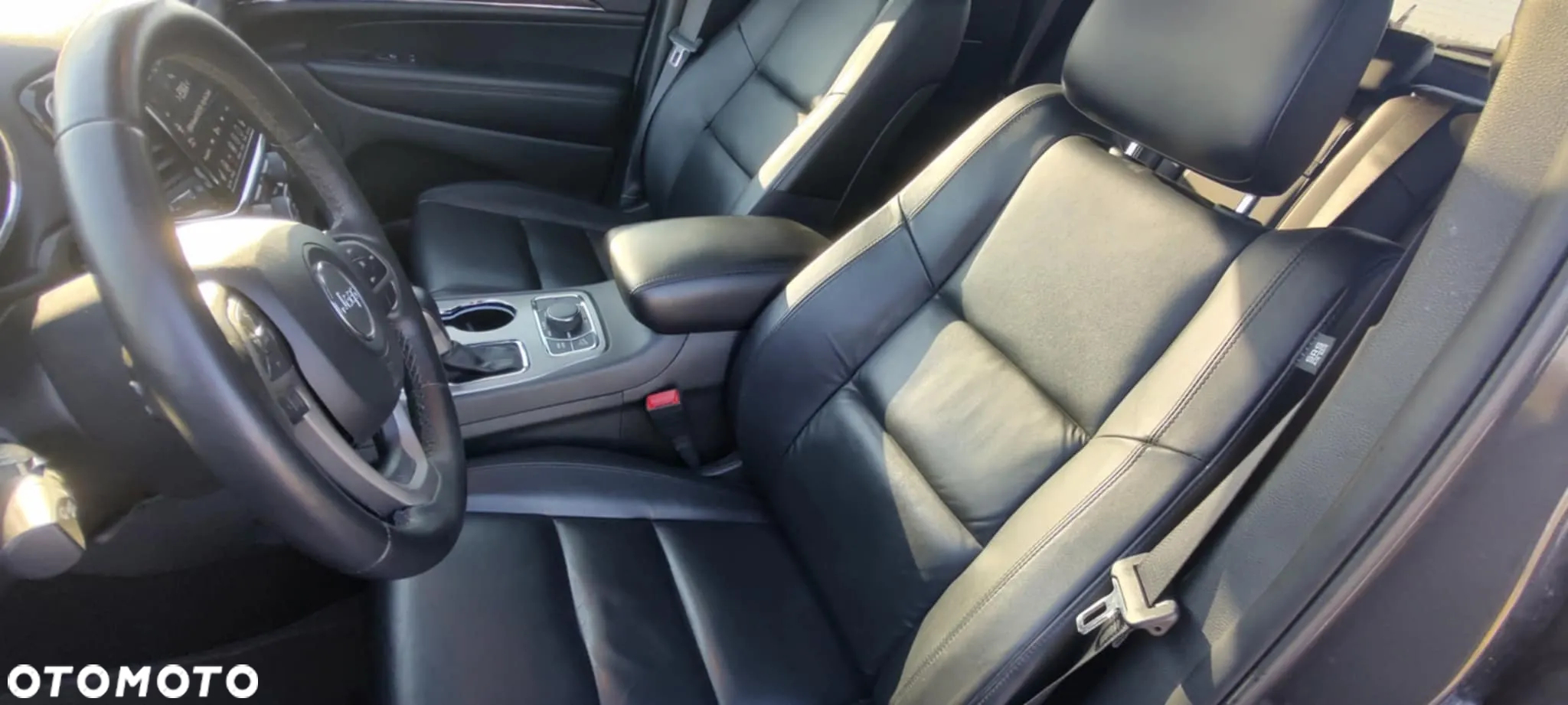 Jeep Grand Cherokee - 10