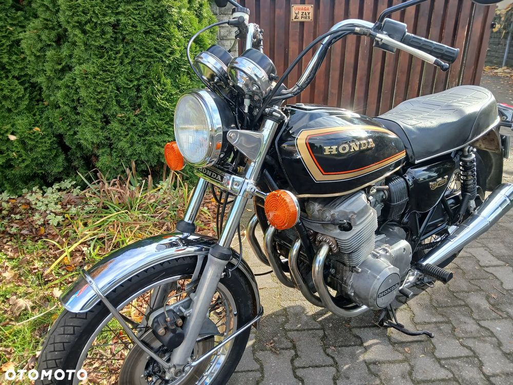 Honda CB - 23