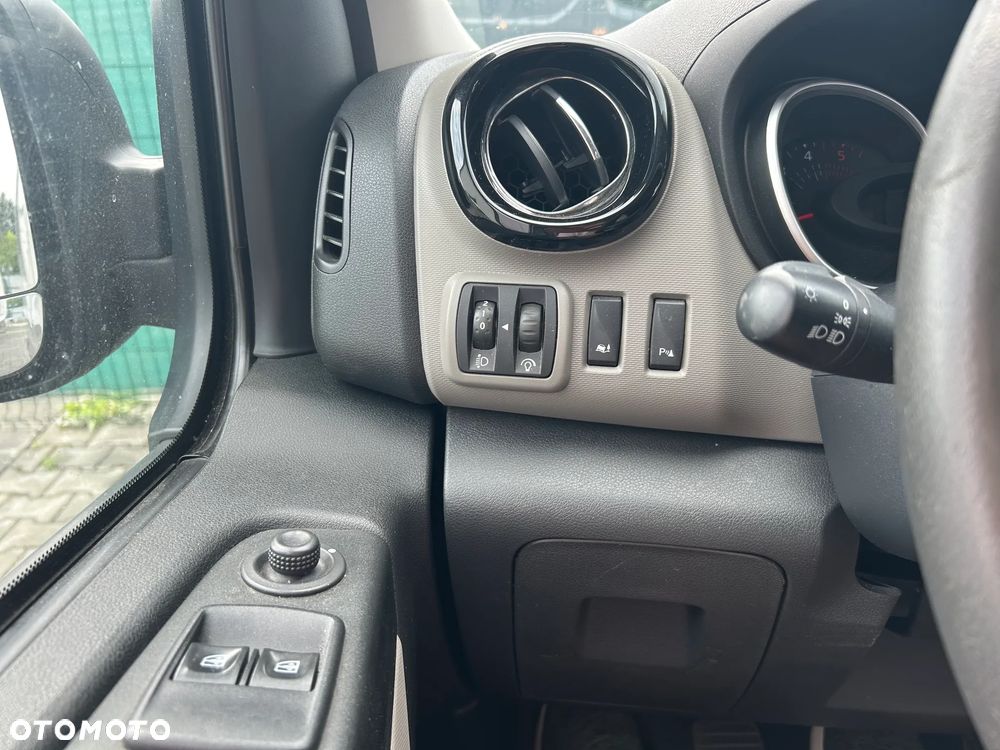 Renault Trafic - 8