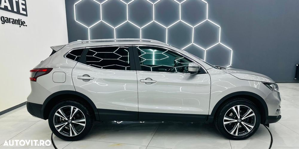 Nissan Qashqai 1.3 DIG-T DCT TEKNA - 34