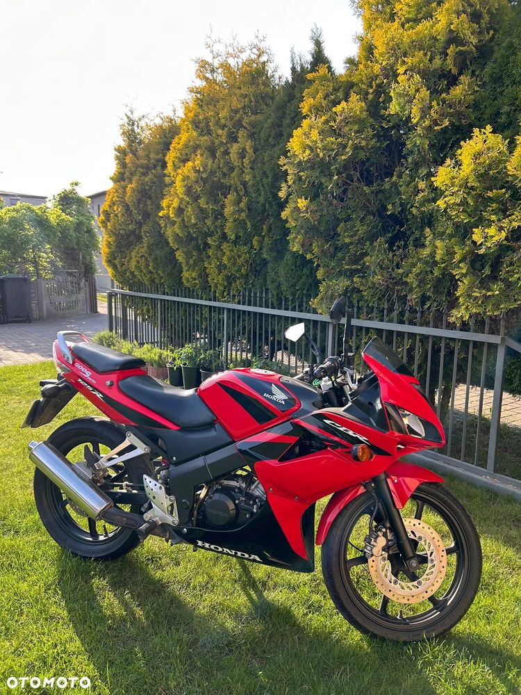 Honda CBR - 7