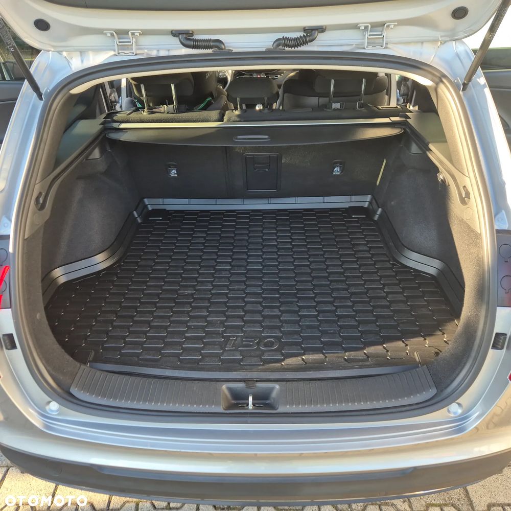 Hyundai i30 1.5 T-GDI 48V Classic + - 7