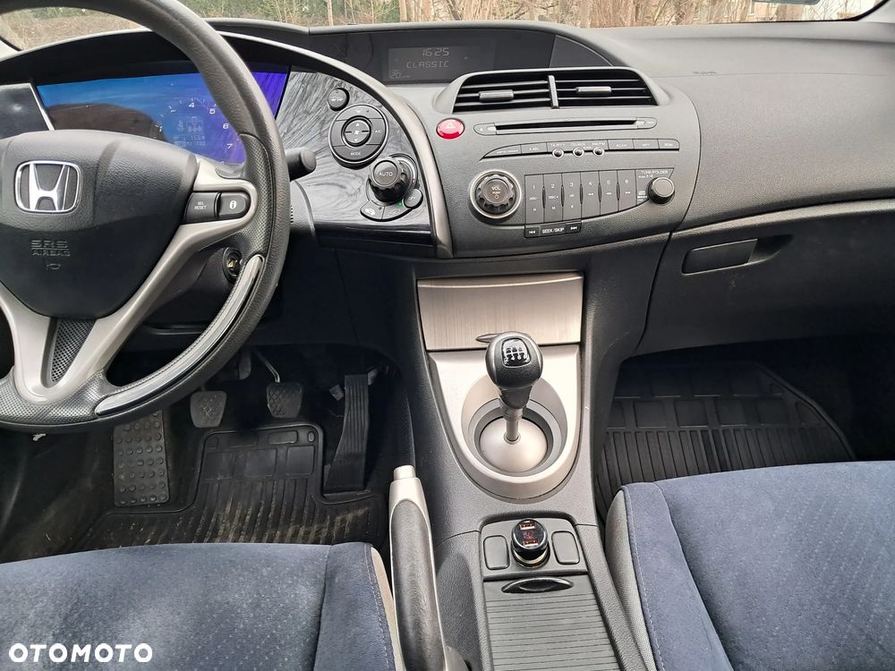 Honda Civic 1.4 Comfort - 17