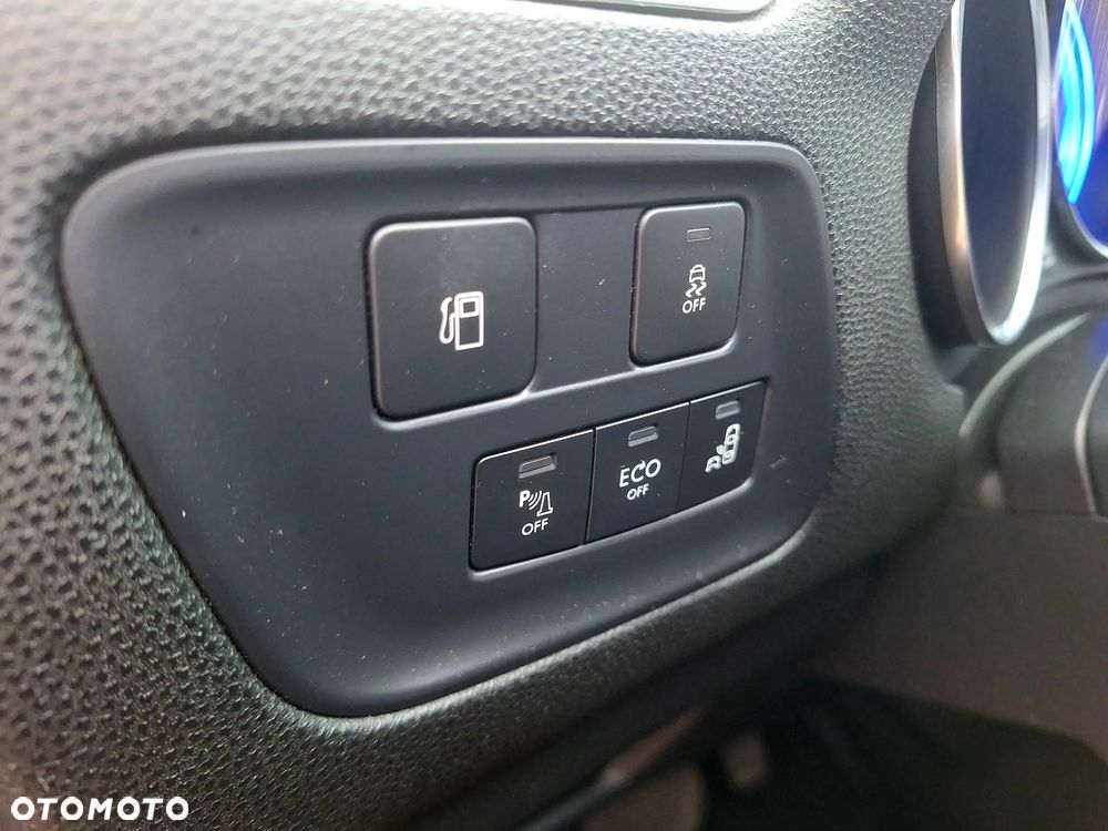 Citroën DS4 1.6 e-HDi SoChic MCP - 28