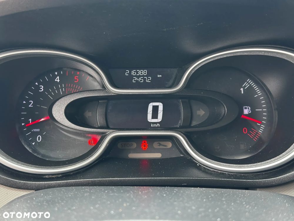 Renault Trafic - 26